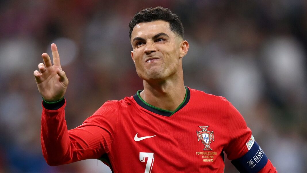 Cristiano Ronaldo Makes History, becomes first player to score 900 ...